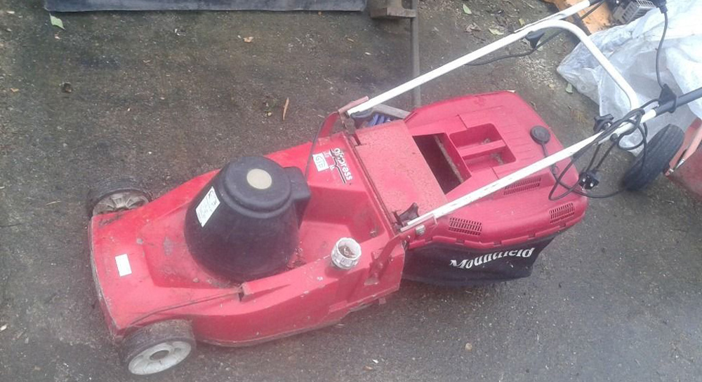 Petrol Lawn Mower Repair Southend